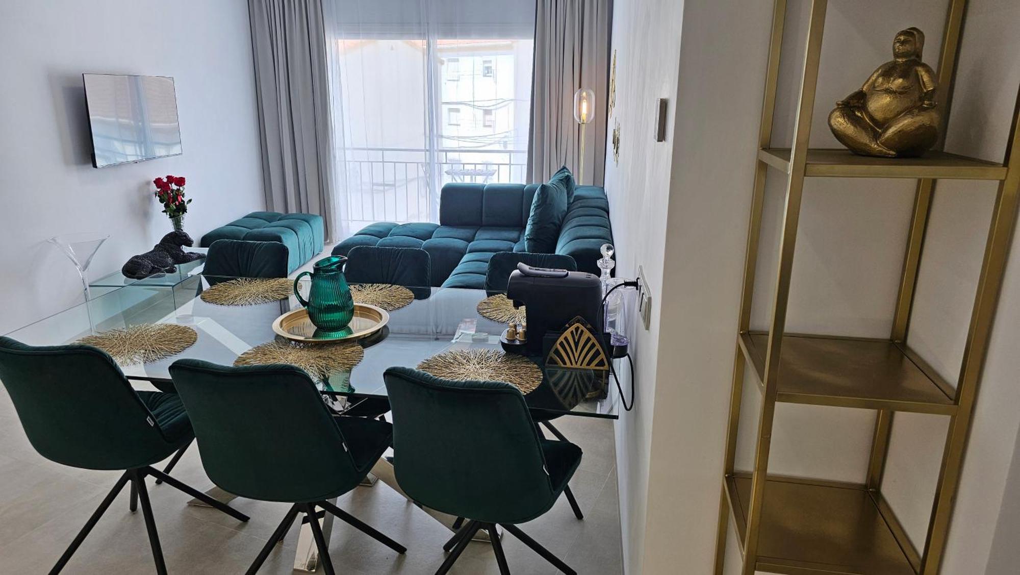 Oasis Jacuzzi Retreat Apartman Marbella Kültér fotó