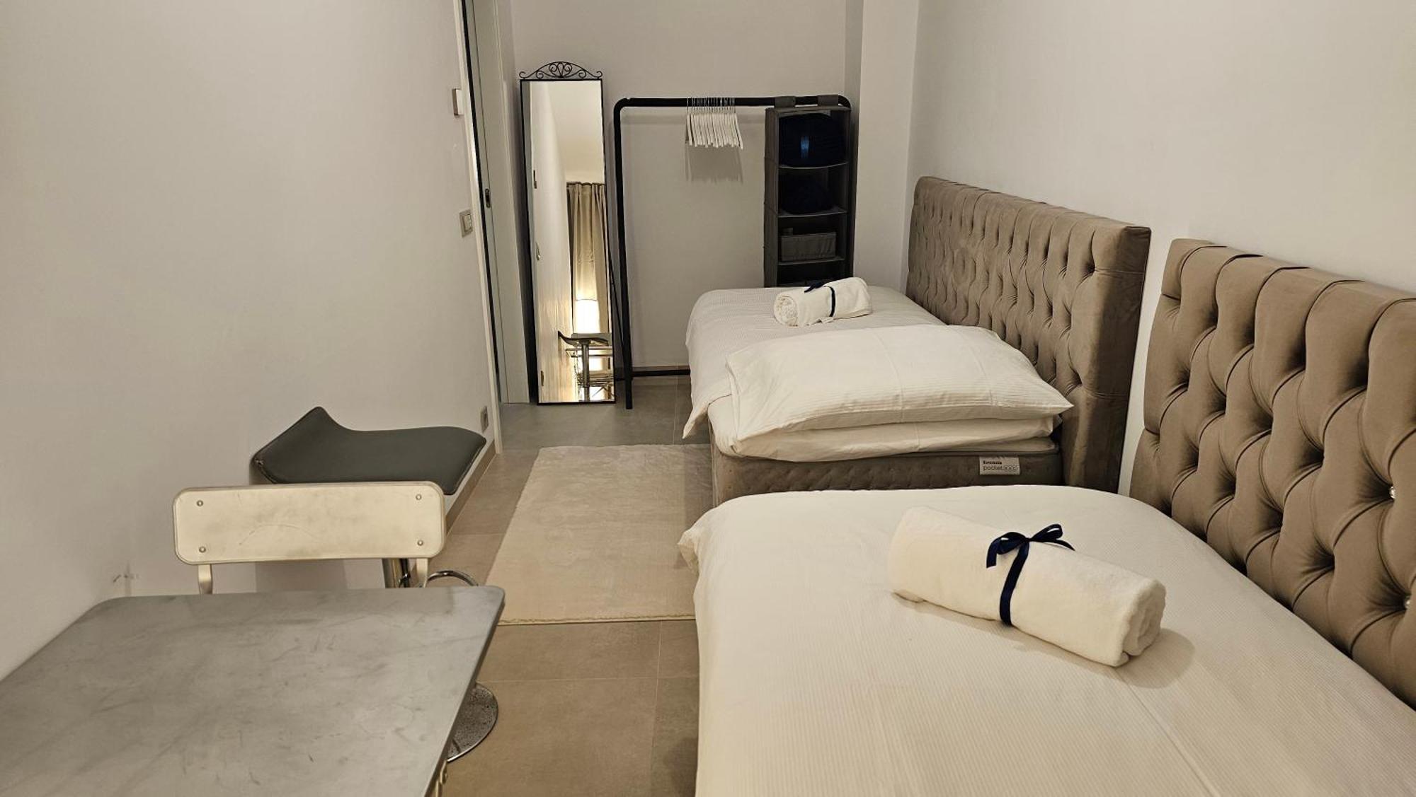 Oasis Jacuzzi Retreat Apartman Marbella Kültér fotó